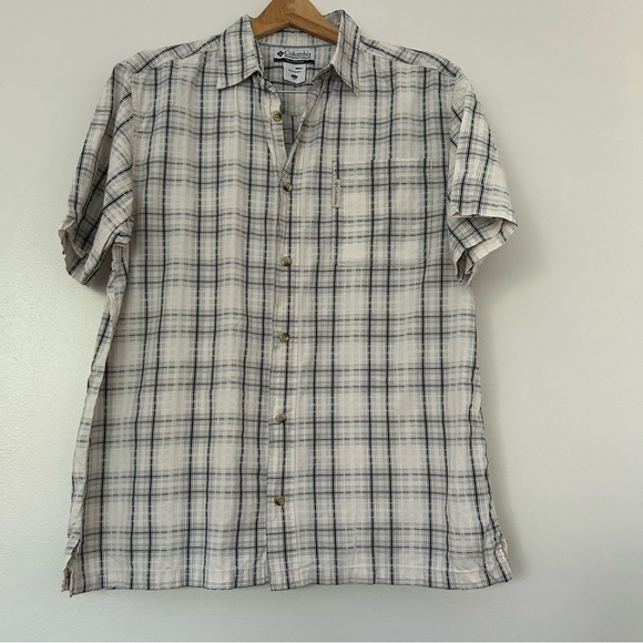 Columbia Other - Columbia men’s plaid shirt sleeved button front shirt L